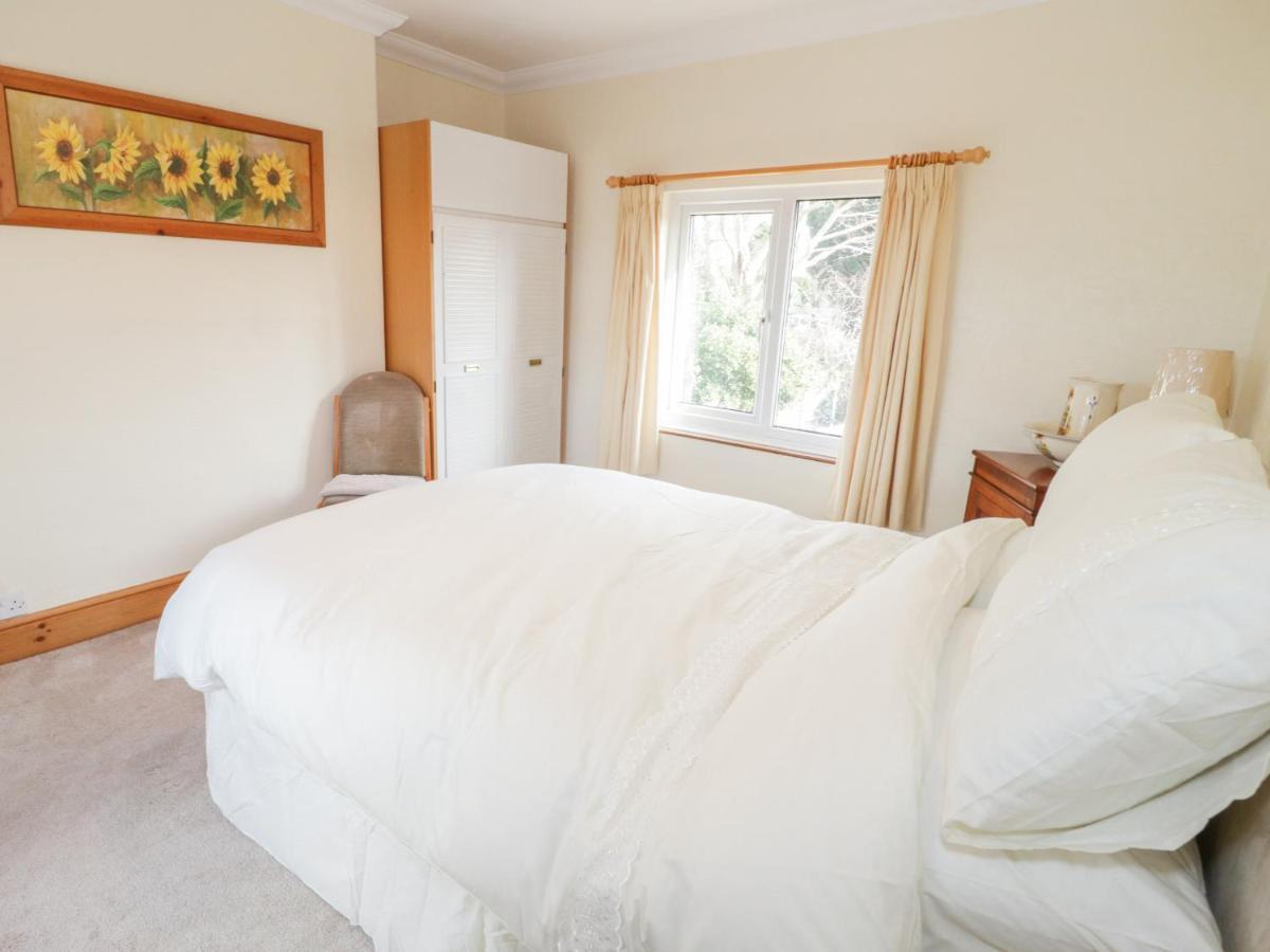 Jasmine Cottage Rhyl Esterno foto